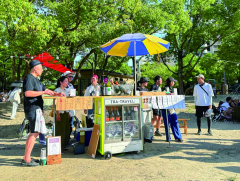 呑めるパン屋台「偶然のともしび」