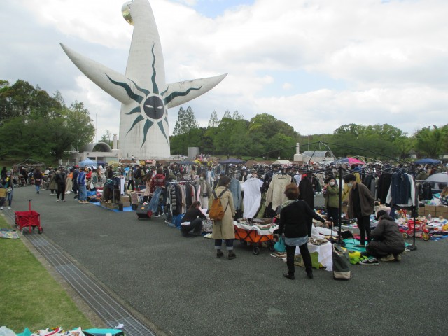 関西最大級 ガレージセール 万博記念公園